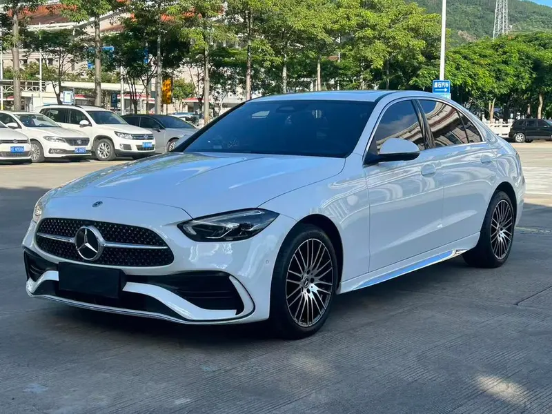 Mercedes-Benz C-Class, 2024