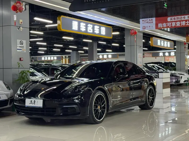 Porsche Panamera, 2019