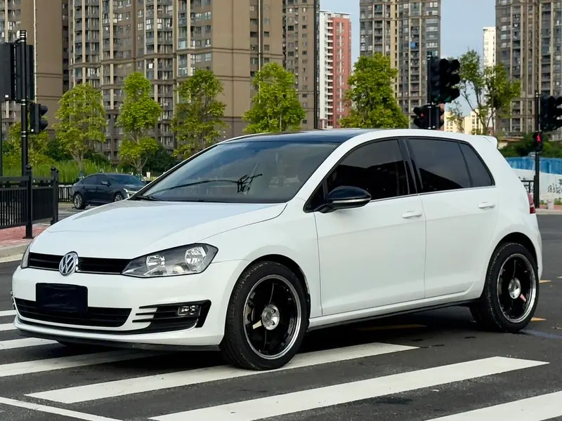 Volkswagen Golf, 2015