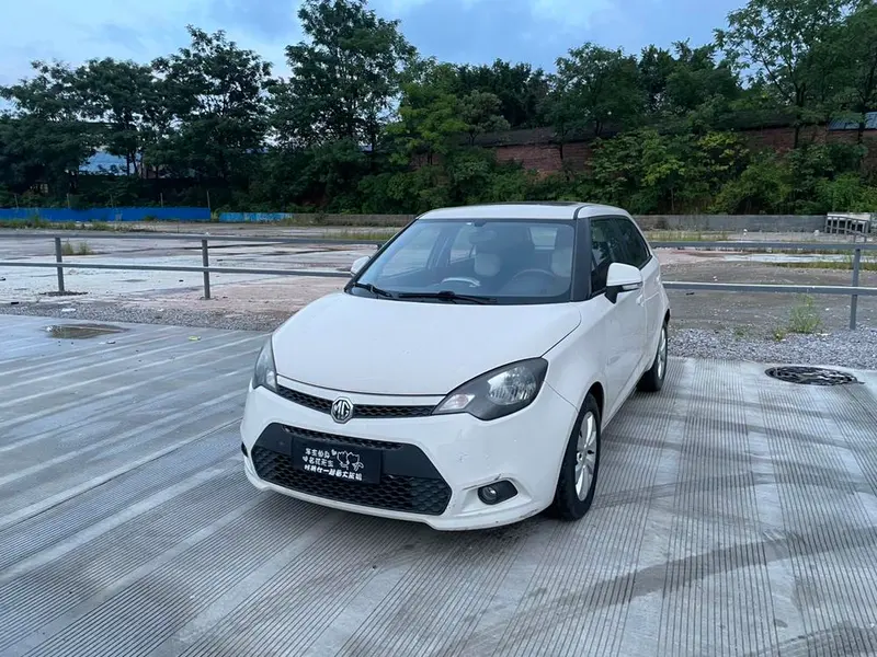 MG 3, 2013
