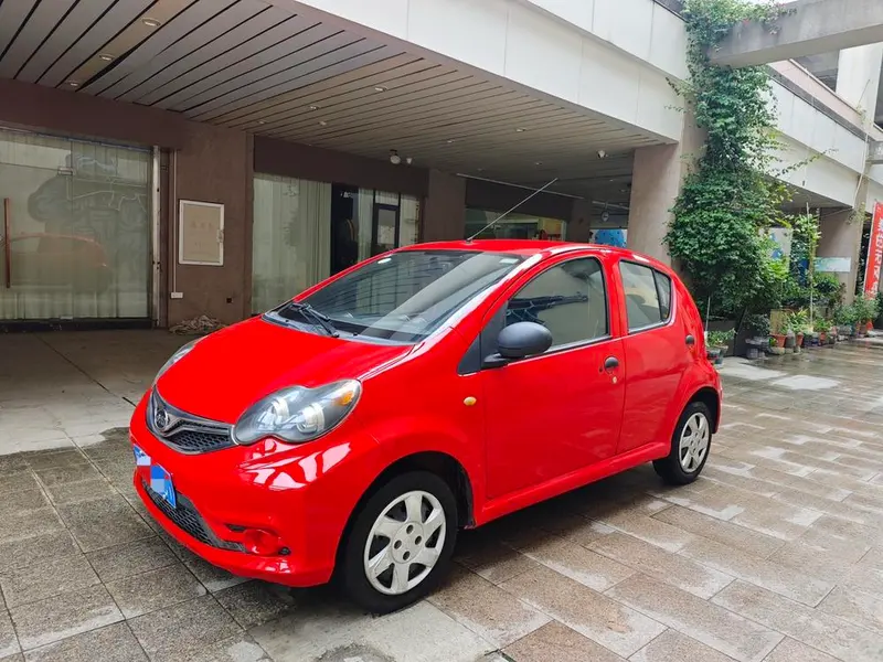 BYD F0, 2015