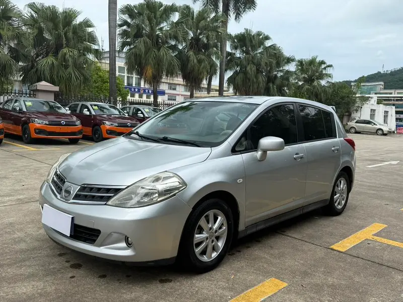 Nissan Tiida, 2008