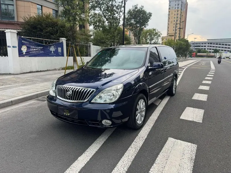 Buick GL8, 2014