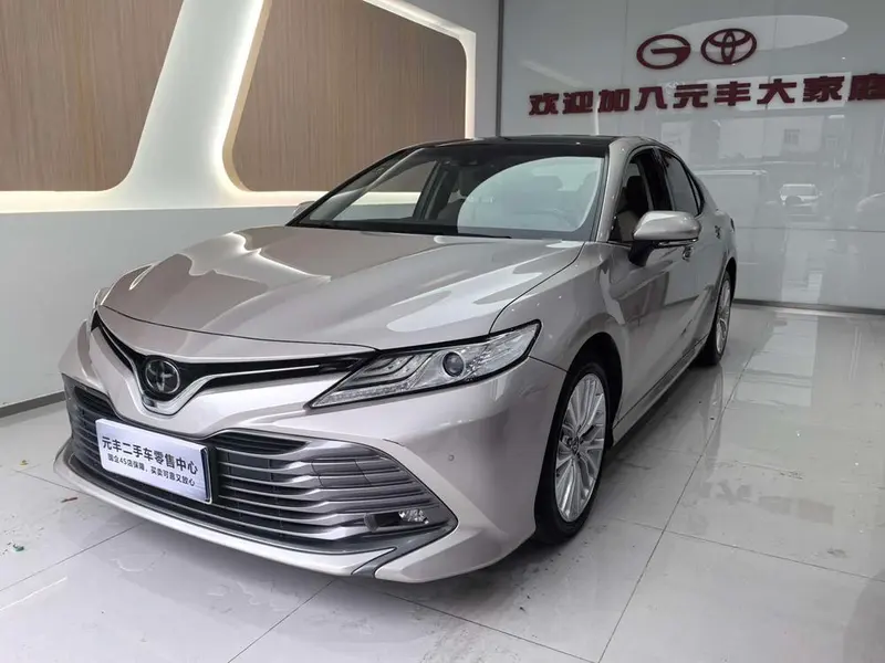 Toyota Camry, 2019