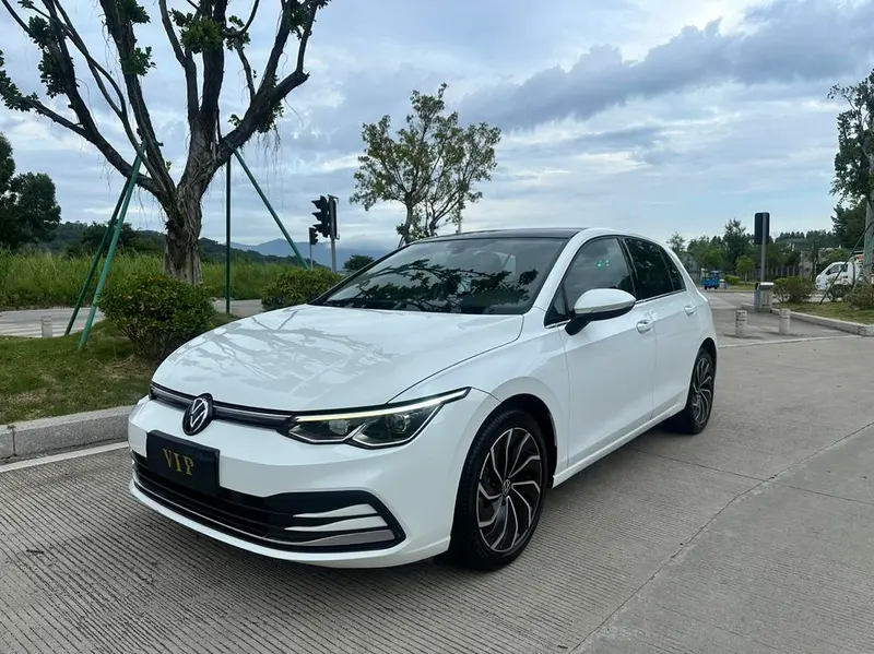 Volkswagen Golf, 2021