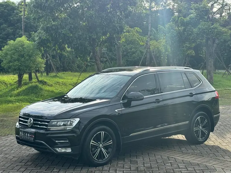 Volkswagen Tiguan L, 2020