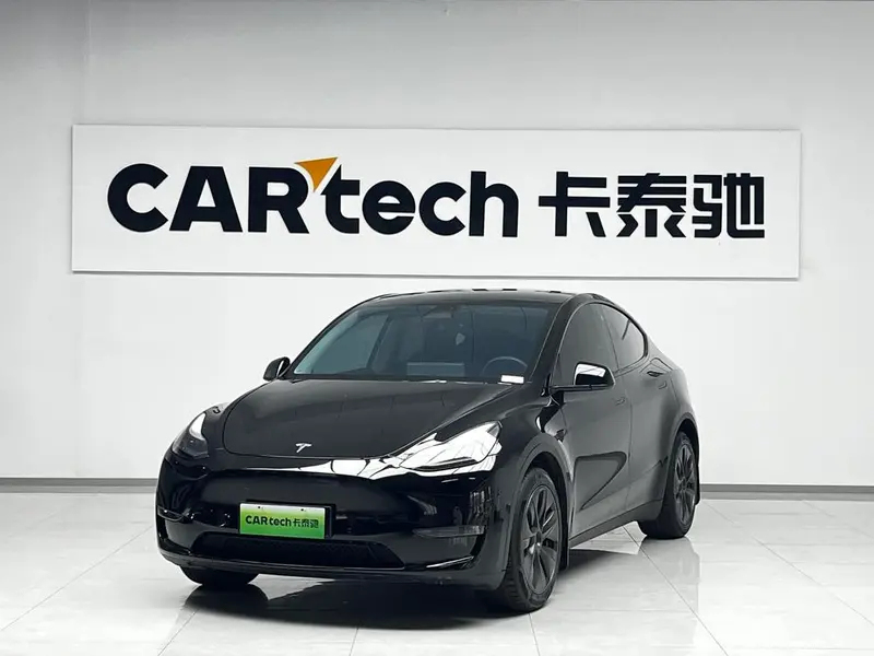 Tesla Model Y, 2023