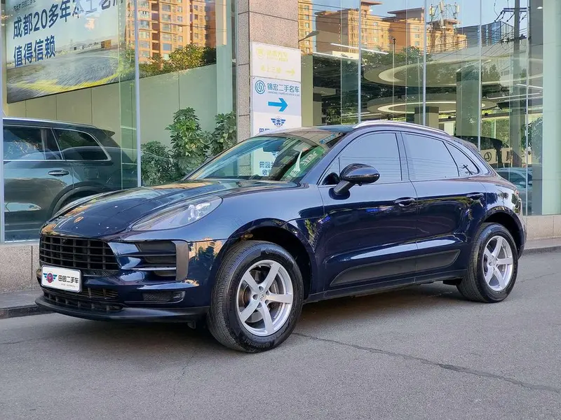 Porsche Macan, 2021