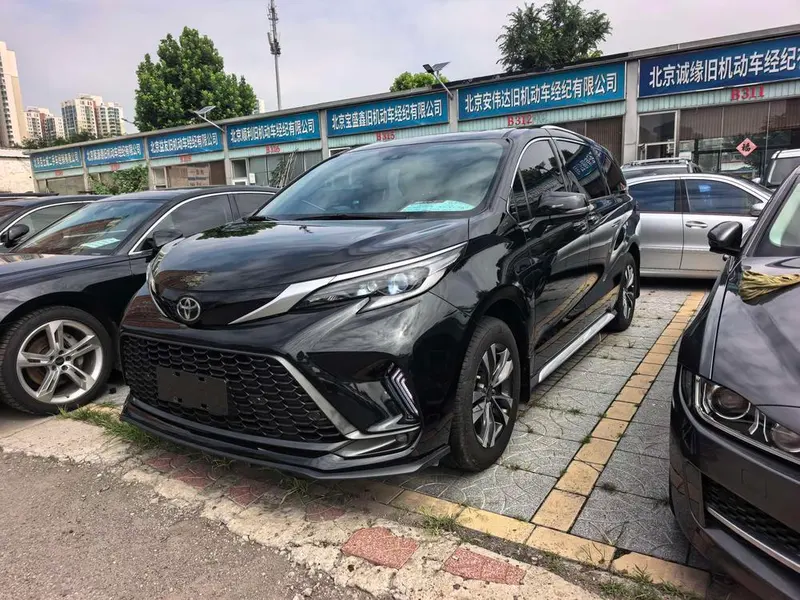 Toyota Granvia, 2024