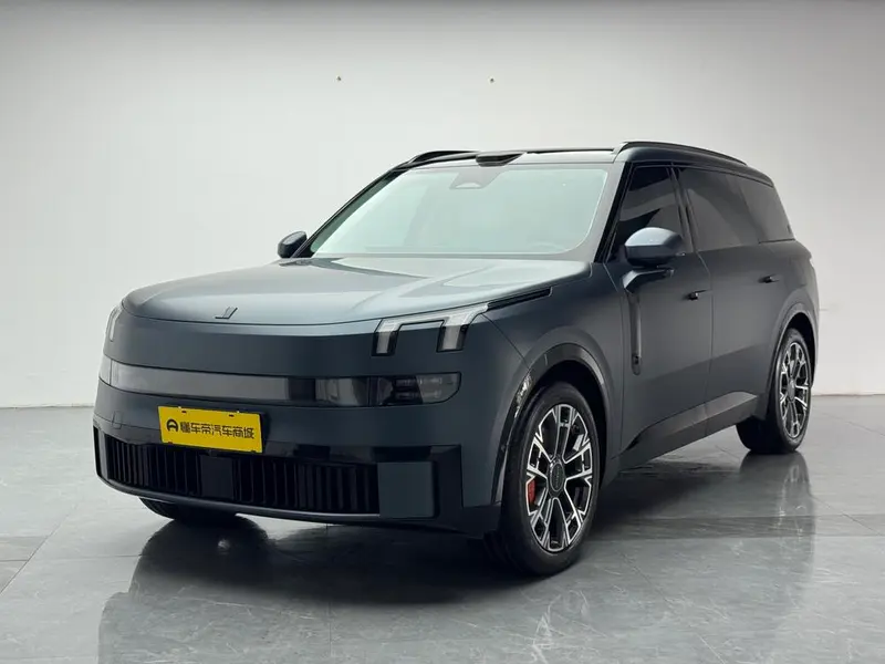 Lynk & Co 900, 2025