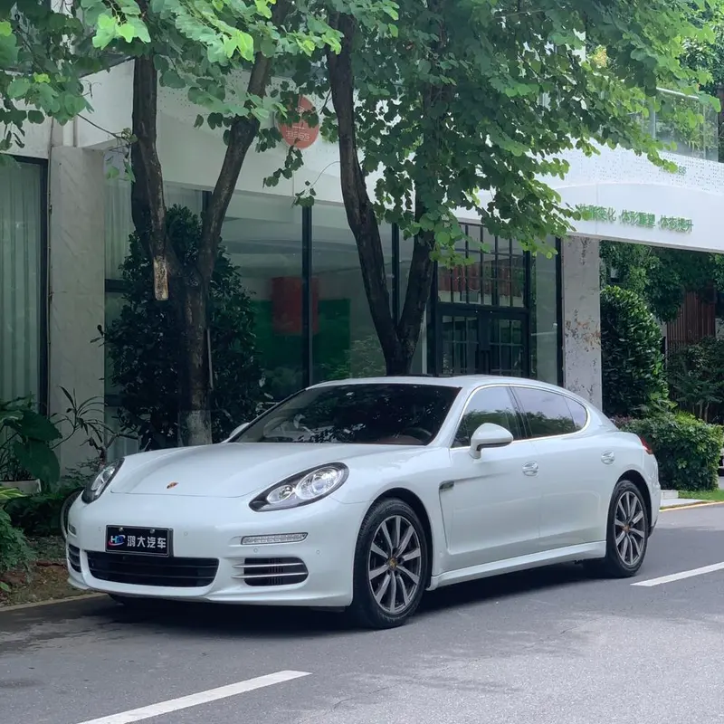 Porsche Panamera, 2016