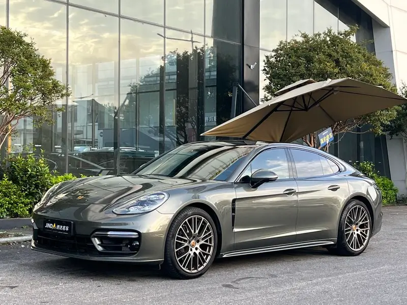 Porsche Panamera, 2022