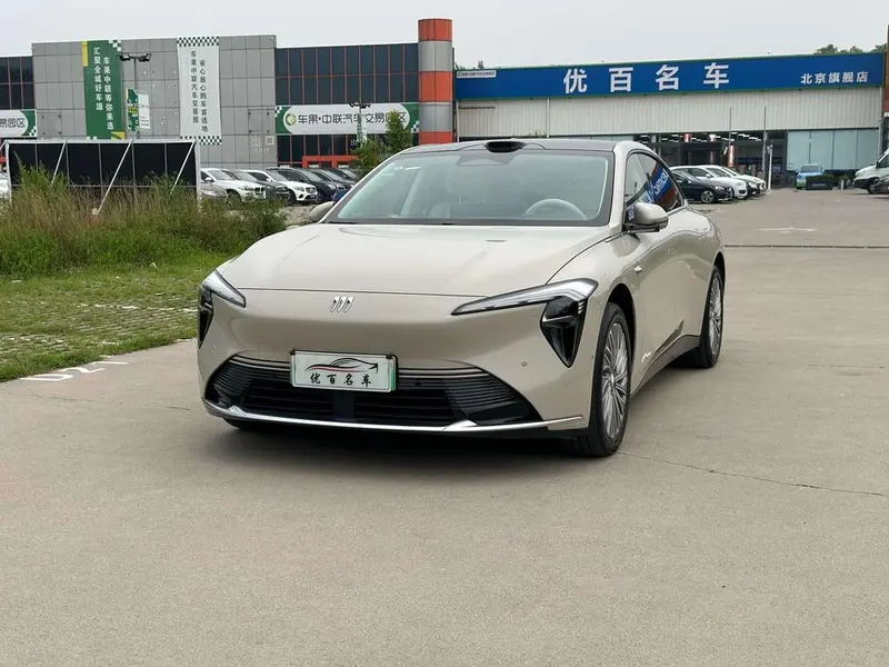 Buick Zhijing L7, 2025