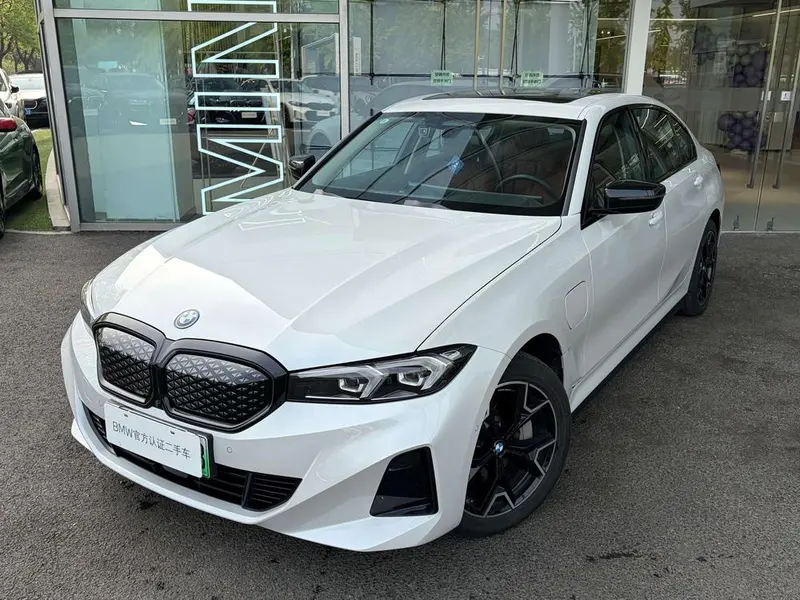 BMW i3, 2025