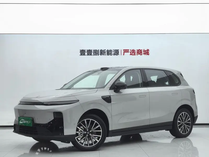 Leapmotor B10, 2025