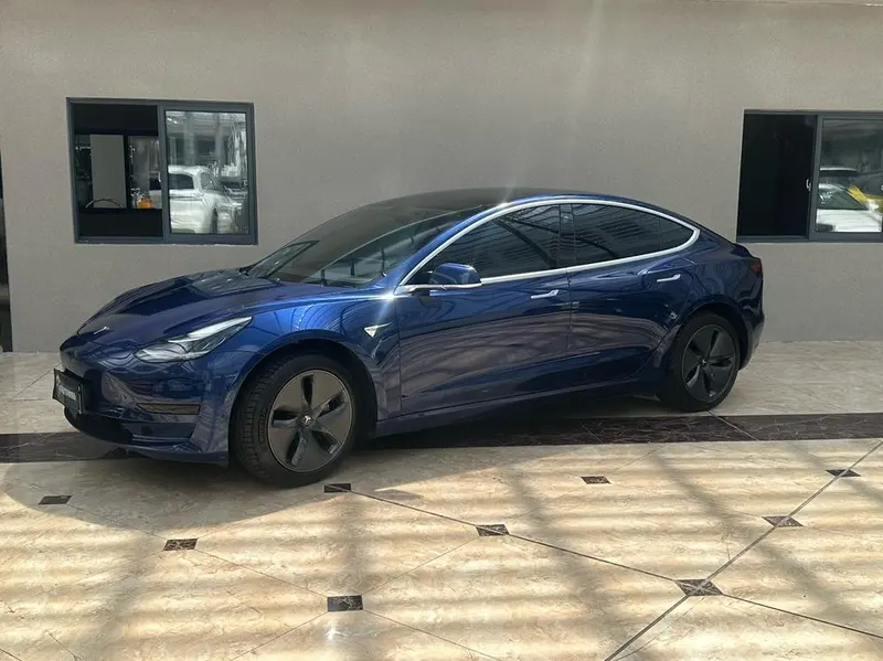 Tesla Model 3, 2020