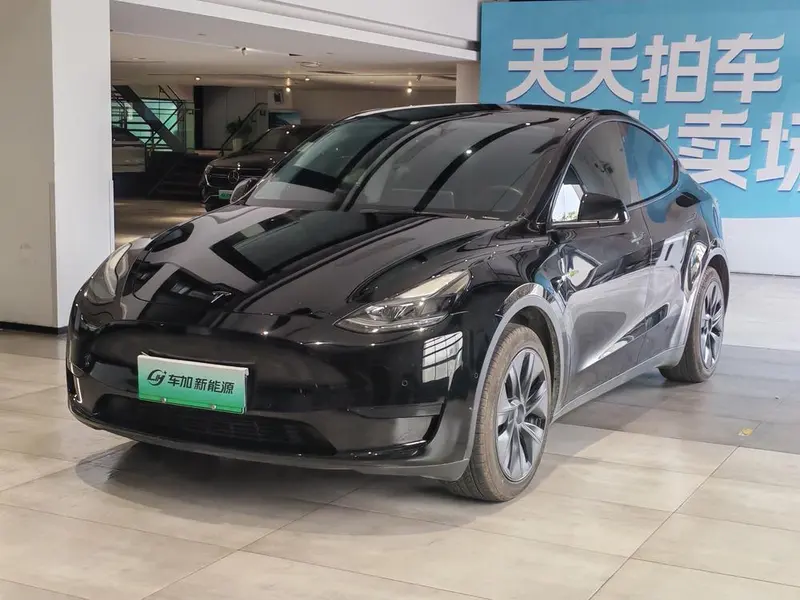 Tesla Model Y, 2023