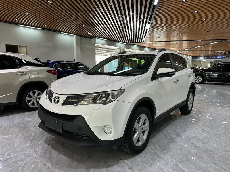 Toyota RAV4, 2013