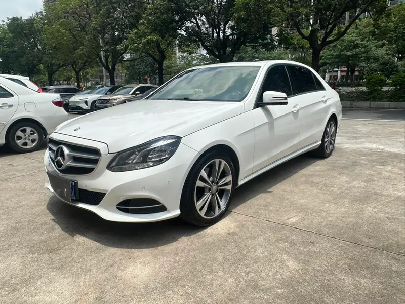 Mercedes-Benz E-Class, 2015