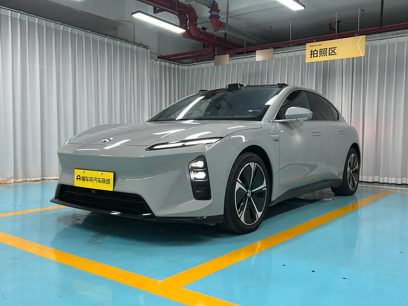 NIO ET5, 2025