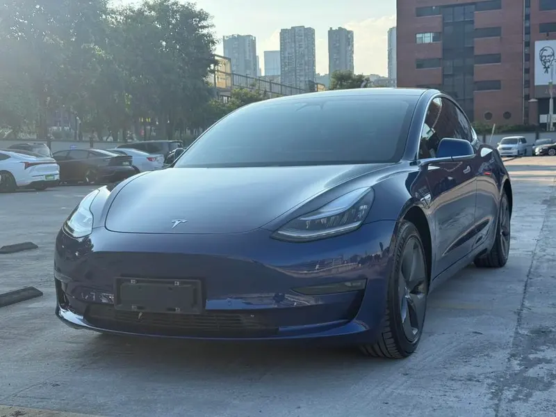Tesla Model 3, 2020