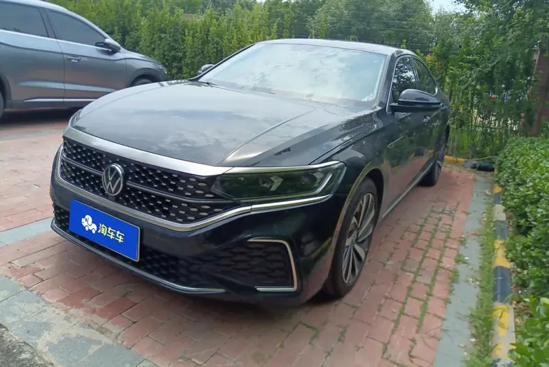 Volkswagen Passat, 2022