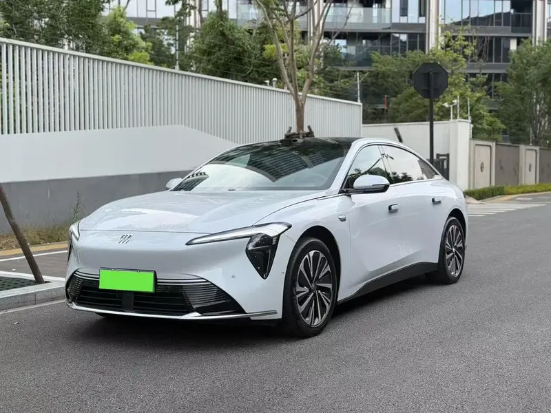 Buick Zhijing L7, 2025