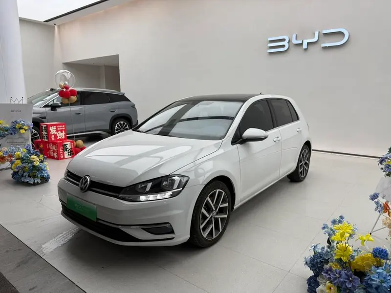 Volkswagen Golf, 2020