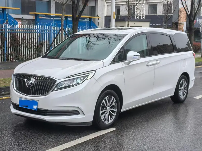Buick GL8, 2017