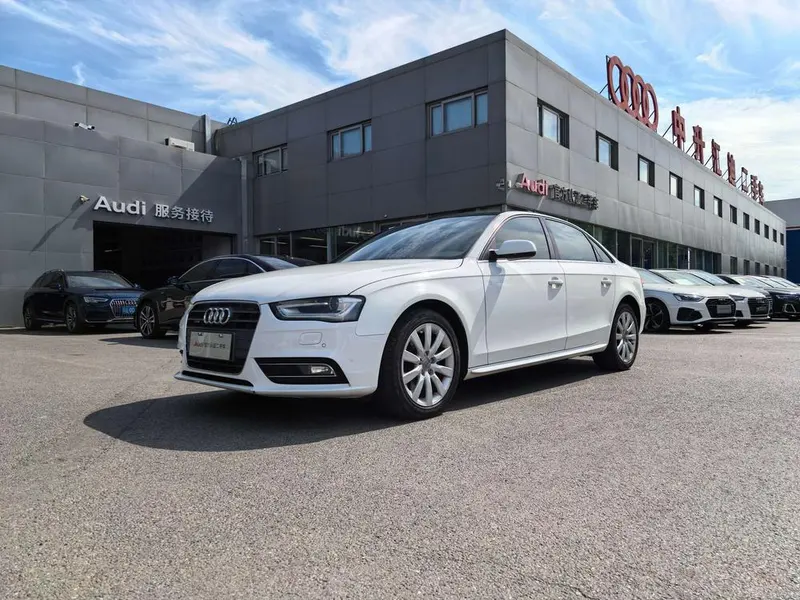 Audi A4L, 2013