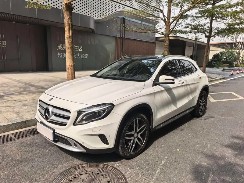 Mercedes-Benz GLA, 2016