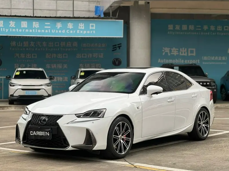 Lexus IS, 2017