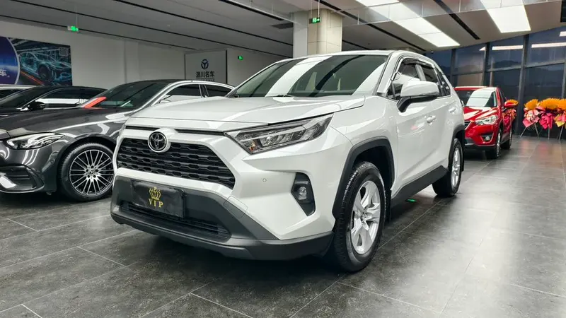 Toyota RAV4, 2024