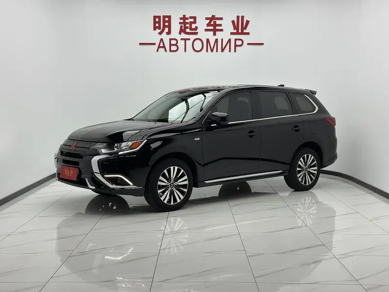 Mitsubishi Outlander, 2021