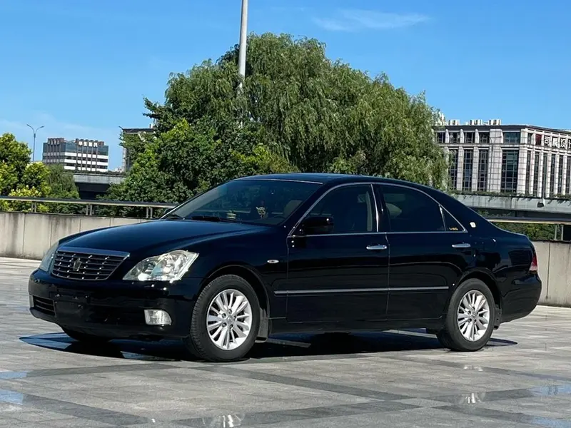Toyota Crown, 2007