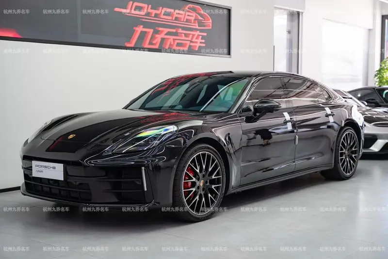 Porsche Panamera, 2024
