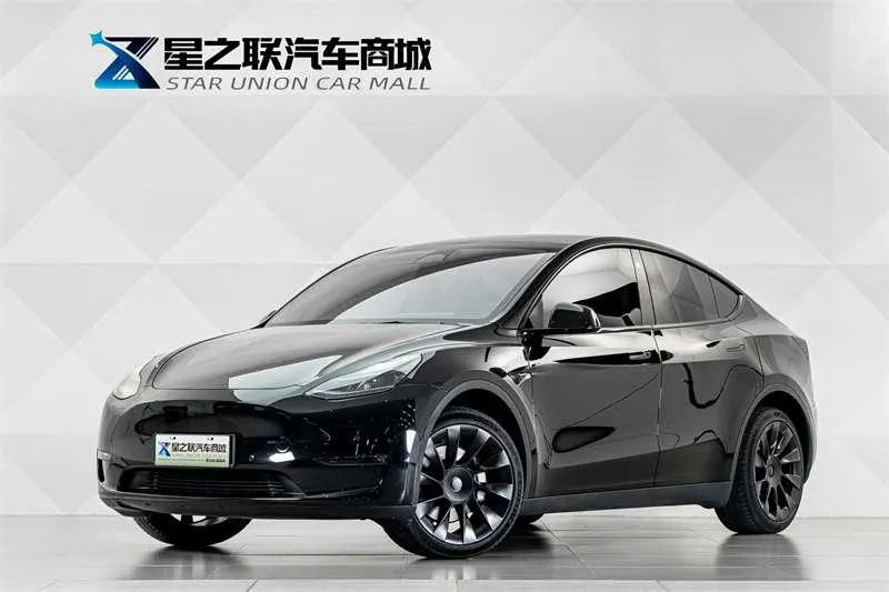 Tesla Model Y, 2023
