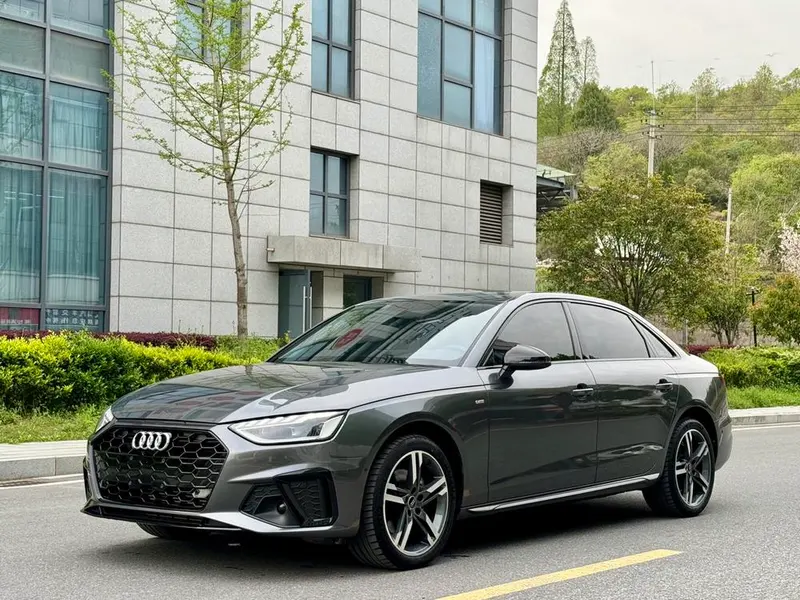 Audi A4L, 2023