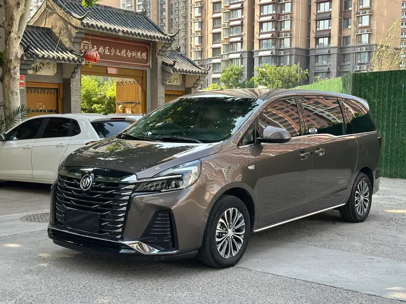 Buick GL8, 2023