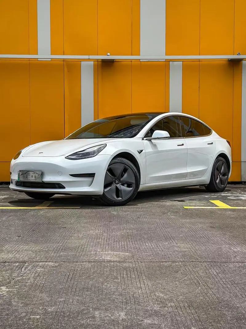 Tesla Model 3, 2020