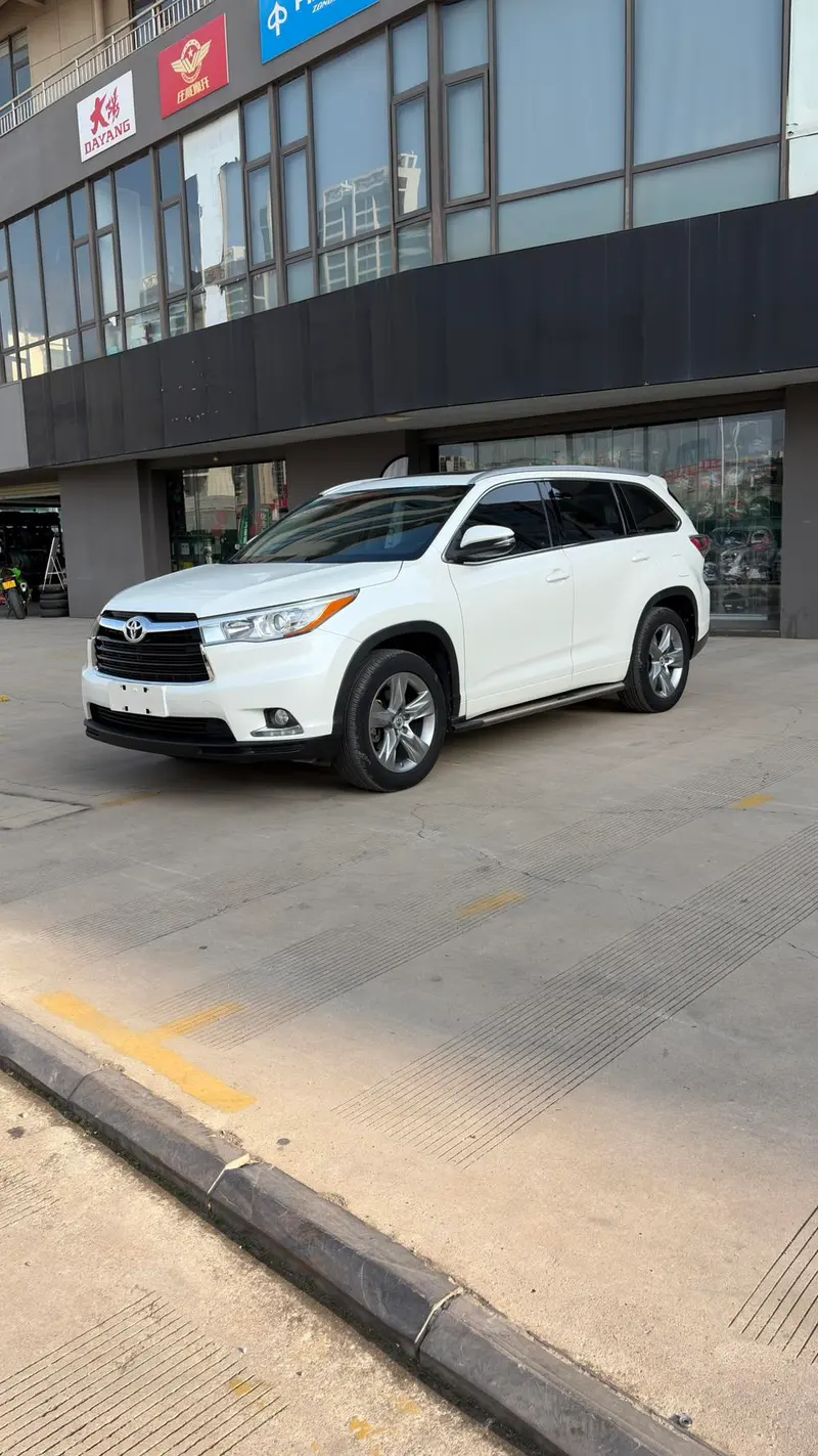 Toyota Highlander, 2015