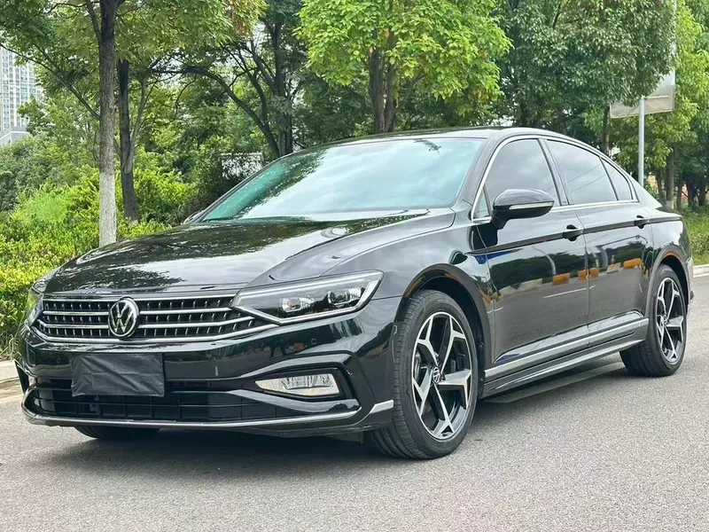 Volkswagen Magotan, 2023