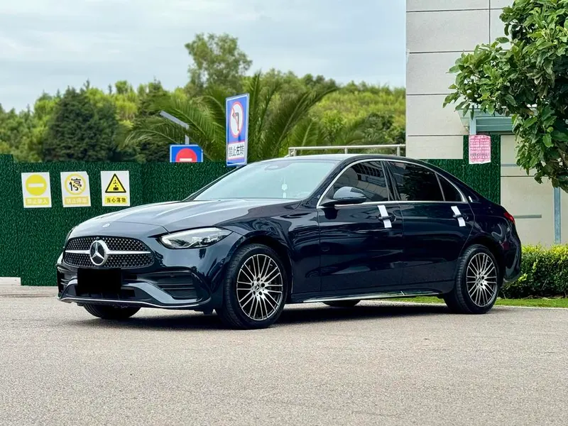 Mercedes-Benz C-Class, 2024
