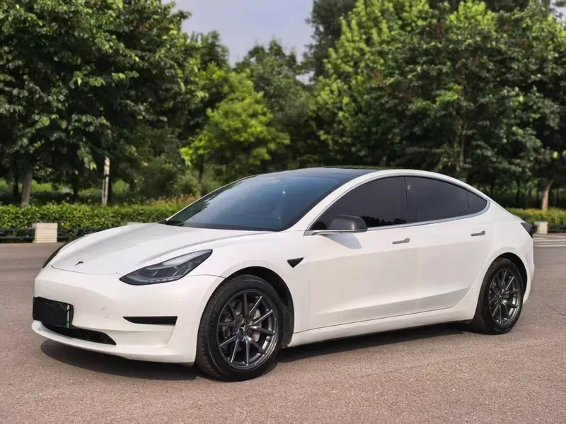 Tesla Model 3, 2020