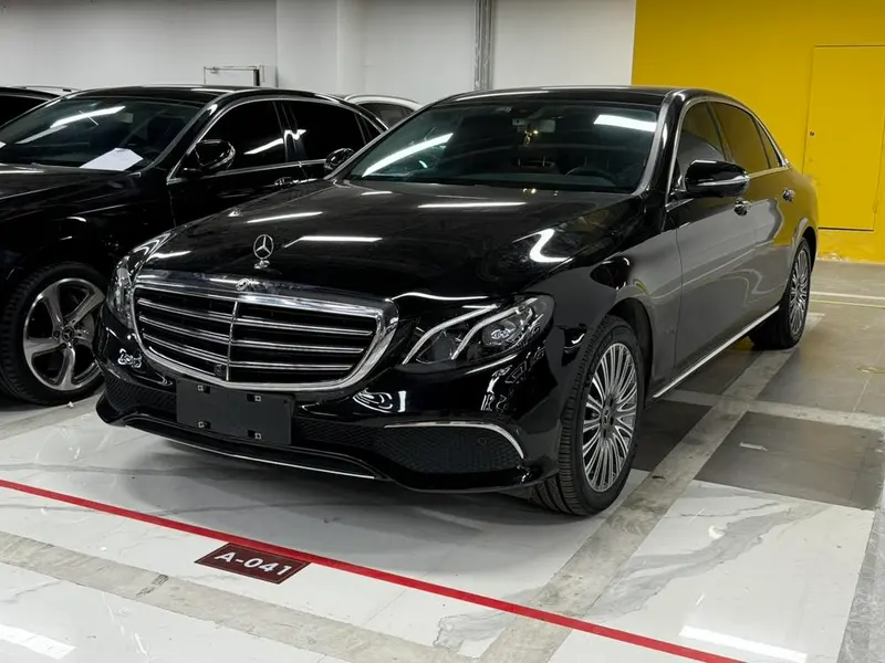 Mercedes-Benz E-Class, 2020