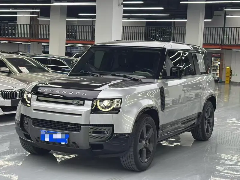Land Rover Defender, 2022