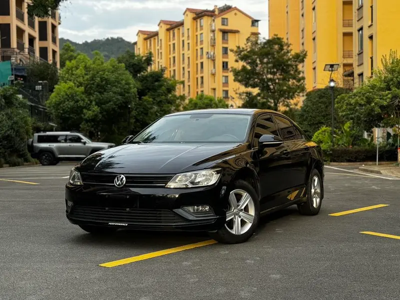 Volkswagen Lamando, 2015