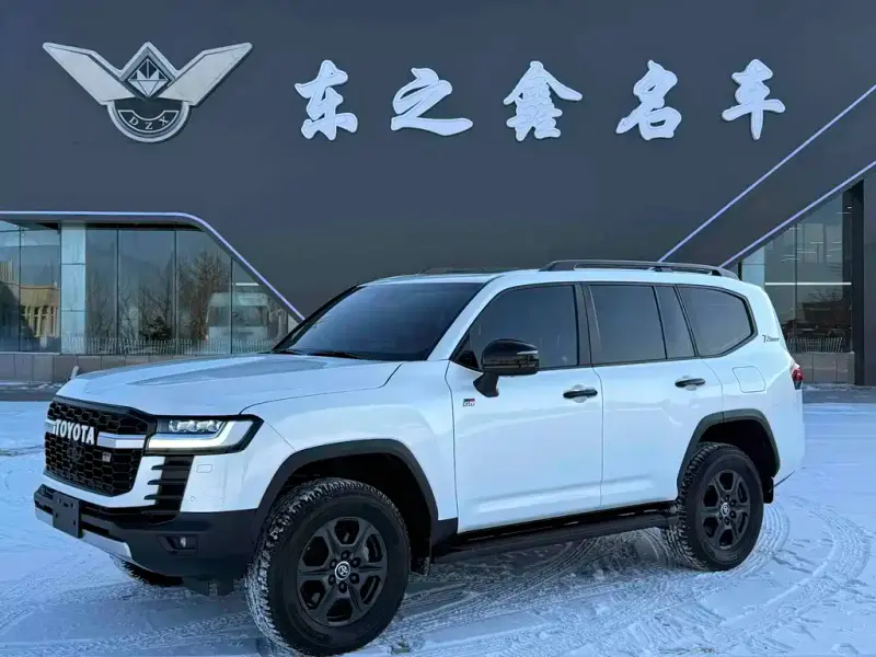 Toyota Land Cruiser, 2025