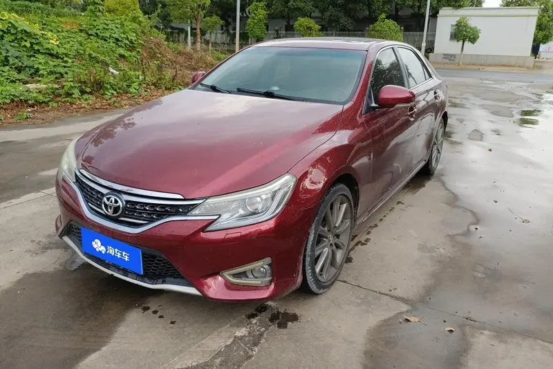 Toyota Reiz, 2013