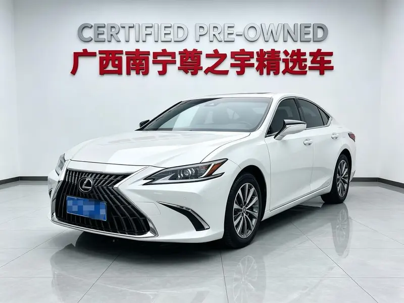 Lexus ES, 2022